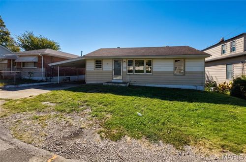 152 W Holden Ave, Saint Louis, MO, 63125-2028 | Card Image