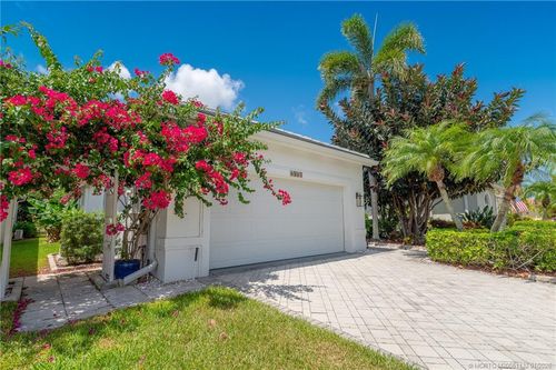 1513 Se Holyrood Ln, Port Saint Lucie, FL, 34952-6049 | Card Image