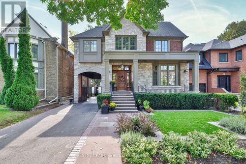 19 Whitehall Rd, Toronto, ON, M4W2C5 | Card Image