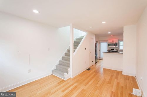 2107 Clymer St, PHILADELPHIA, PA, 19146-1210 | Card Image