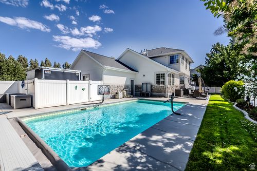9907 S Birdie Way, South Jordan, UT, 84009-9778 | Card Image