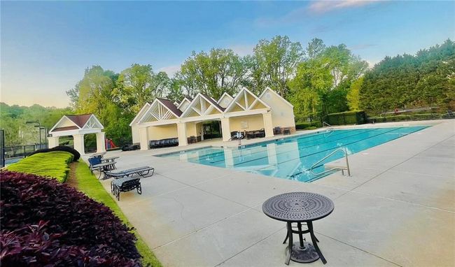 7675 Lanier View Rdg, House other with 3 bedrooms, 2 bathrooms and 2 parking in Cumming GA | Image 64
