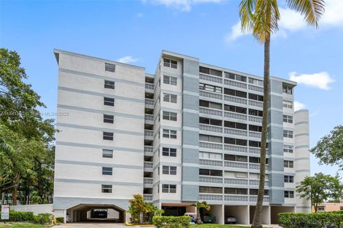apt-806-3301 Spanish Moss Ter, Lauderhill, FL, 33319-5003 | Card Image
