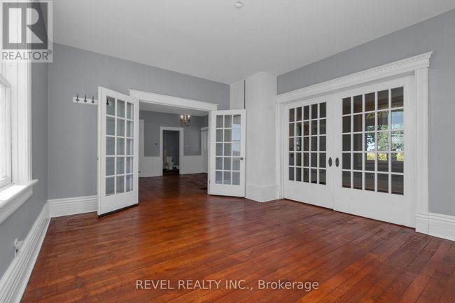 7281 9 Th Line, House other with 4 bedrooms, 2 bathrooms and 10 parking in Thornton ON | Image 18