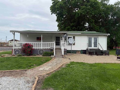 204 Railroad St, Oaktown, IN, 47561-9504 | Card Image