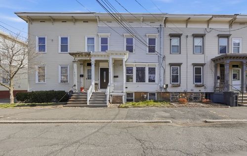13 Green Ave, Westfield, MA, 01085-2817 | Card Image