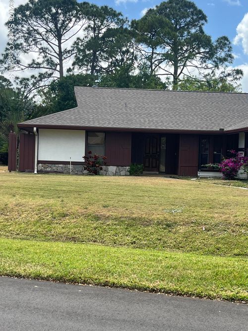 2328 Hamlet Dr, Melbourne, FL, 32934-7612 | Card Image