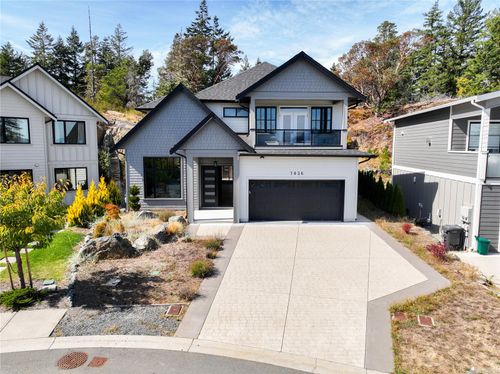 7036 Clarkson Pl, Sooke, BC, V9Z1M4 | Card Image