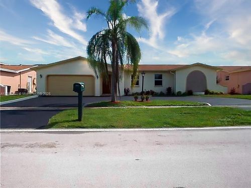 2600 105th Ln, Sunrise, FL, 33322-1040 | Card Image