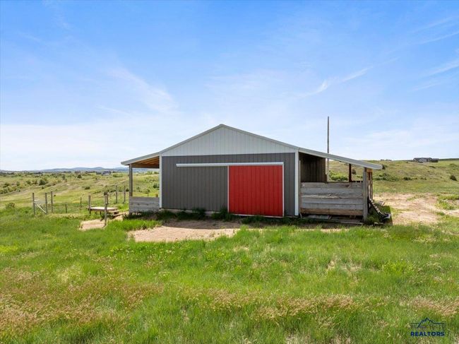 11077 Ridge Rd, House other with 1 bedrooms, 2 bathrooms and null parking in Belle Fourche SD | Image 28