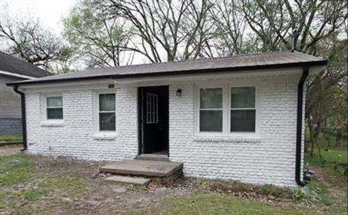 1401 Todd Ave, Dyersburg, TN, 38024-3131 | Card Image