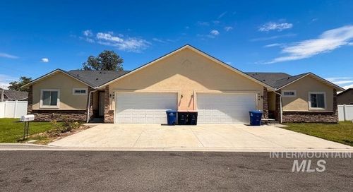 494 Adria Ln, Twin Falls, ID, 83301-5763 | Card Image