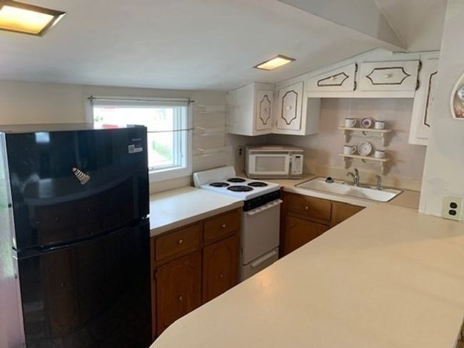 368 Ocean Grove Ave, House other with 2 bedrooms, 2 bathrooms and null parking in Swansea MA | Image 24