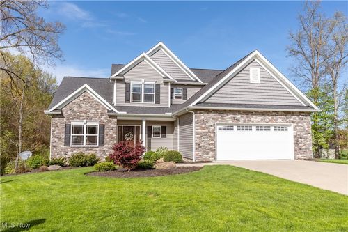 973 Bering Dr, Canal Fulton, OH, 44614-8004 | Card Image