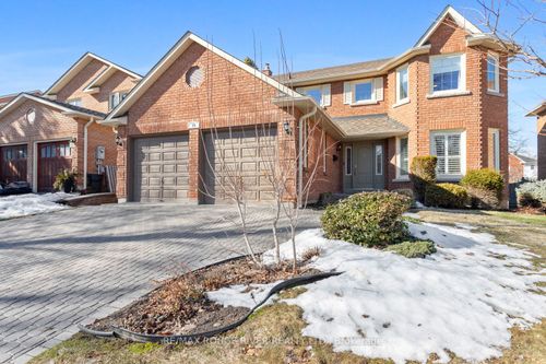 79 Stargell Dr, Whitby, ON, L1N7X9 | Card Image