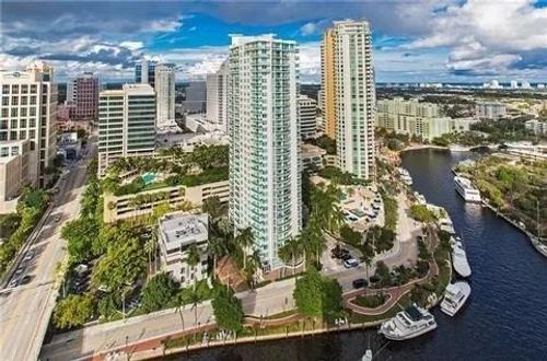 ph4-347 N New River Dr E, Fort Lauderdale, FL, 33301-3131 | Card Image