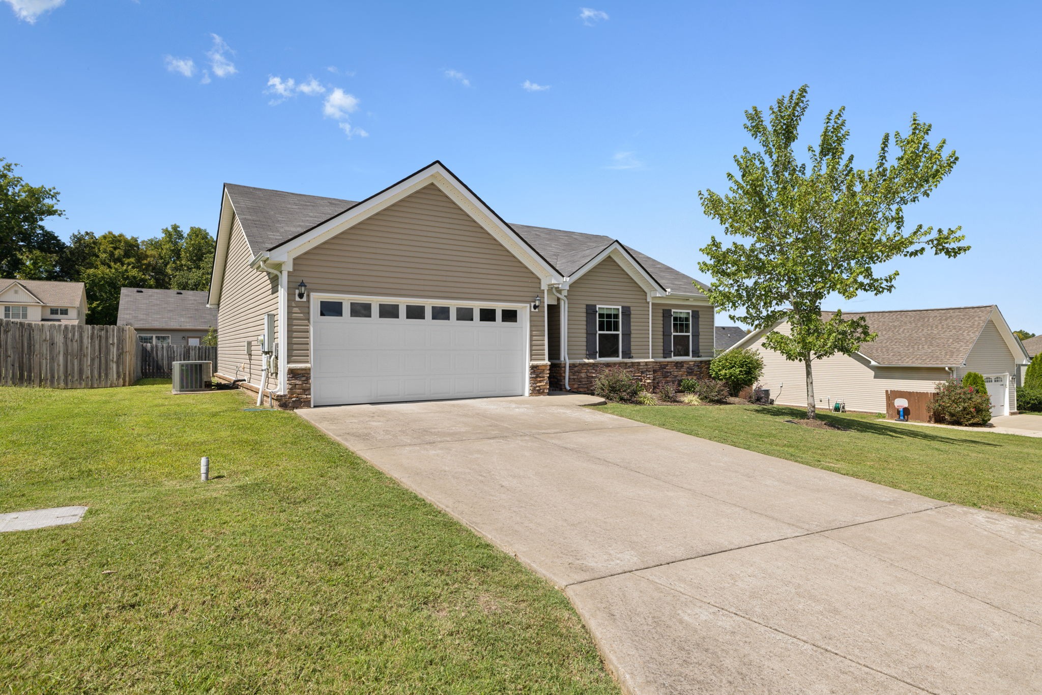 Dove Ct, Spring Hill, TN 37174