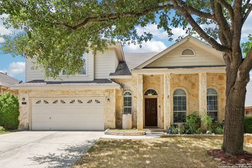 685 La Bahia Loop, New Braunfels, TX, 78132-2858 | Card Image