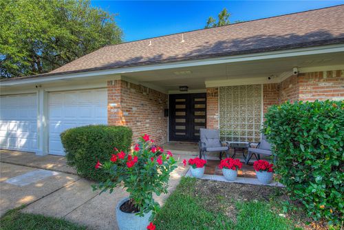 8415 Gladwood Ln, Dallas, TX, 75243-6503 | Card Image