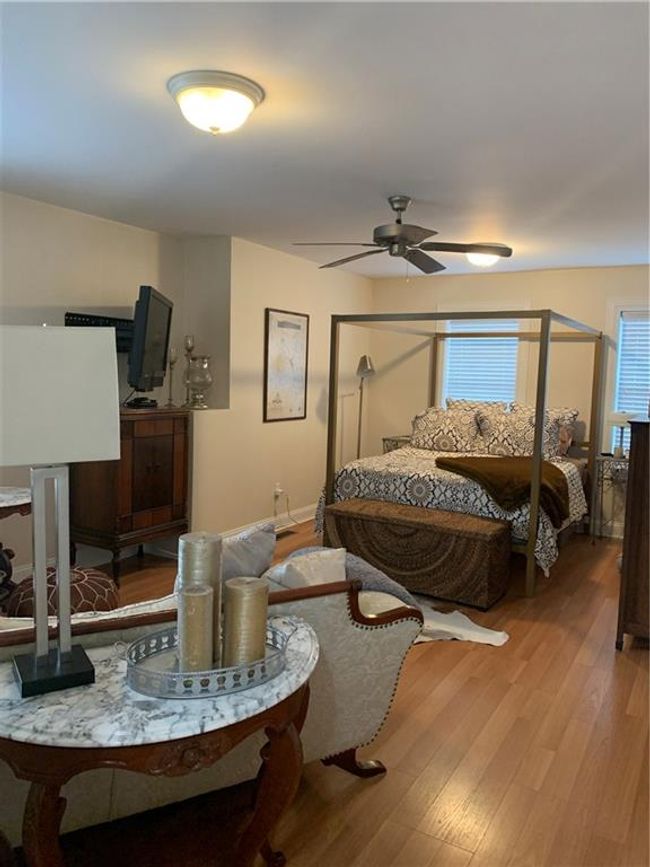 1 425 Main Street, Sold in East Greenwich Zoocasa