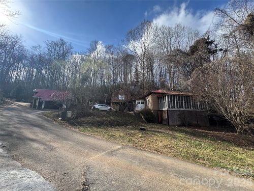 206 Westerman St, Old Fort, NC, 28762-9444 | Card Image