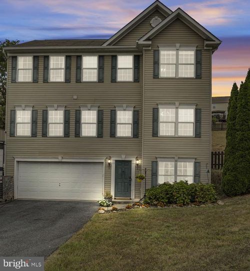 500 Windy Way, NEW CUMBERLAND, PA, 17070-2840 | Card Image