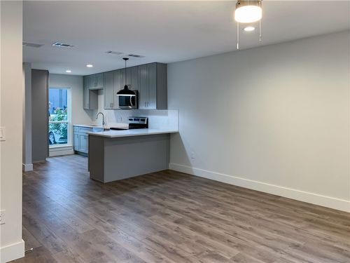 apt-104-3812 Southway Dr, Austin, TX, 78704-6862 | Card Image