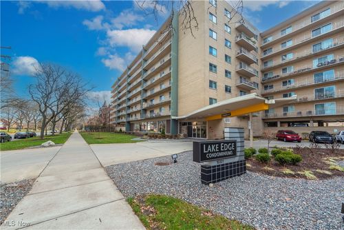 820-10301 Lake Avenue, Cleveland, OH, 44102 | Card Image