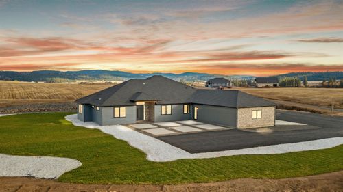 13790 N Bruce Rd, Mead, WA, 99021-7790 | Card Image