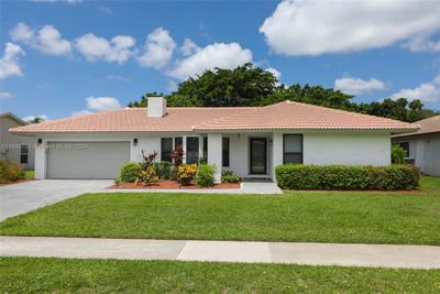 21553 Chipmunk Ln, House other with 3 bedrooms, 2 bathrooms and null parking in Boca Raton FL | Image 1