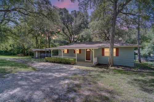 427 Whippoorwill Dr, Granbury, TX, 76049-1225 | Card Image