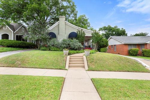 4016 Pershing Ave, Fort Worth, TX, 76107-4413 | Card Image
