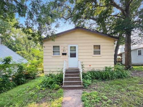 411 Poplar St, SPOONER, WI, 54801-1129 | Card Image