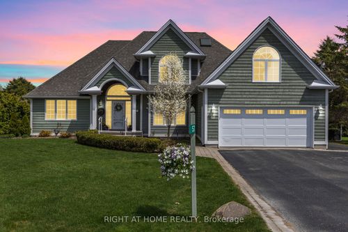 57 Highland Dr, Oro Medonte, ON, L0L2L0 | Card Image