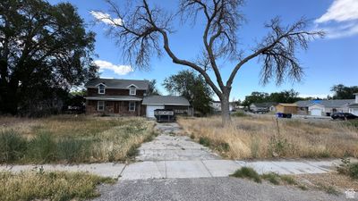 637 E Main St, House other with 3 bedrooms, 1 bathrooms and 2 parking in Grantsville UT | Image 2