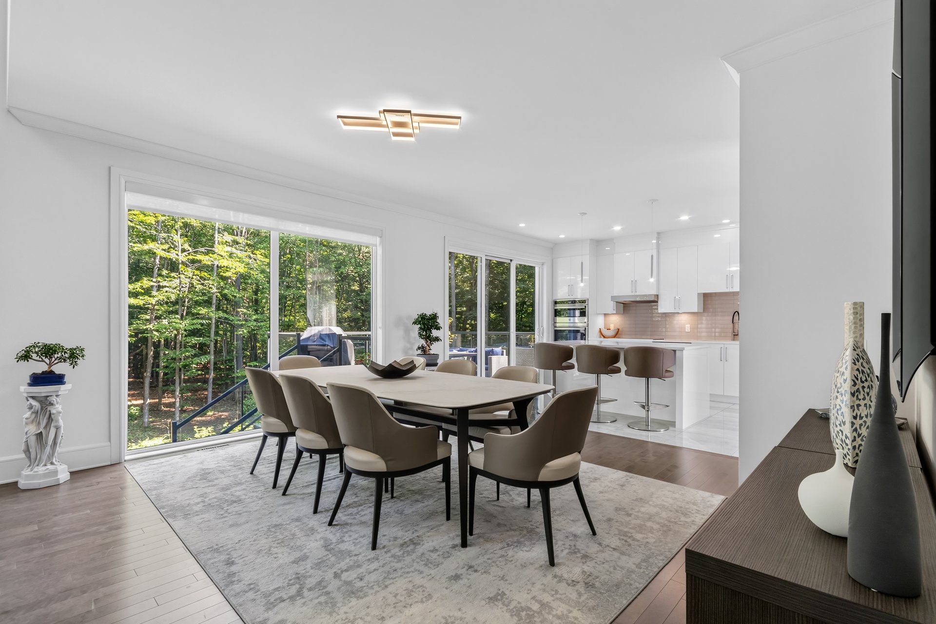 Residential in Saint-Lazare 4