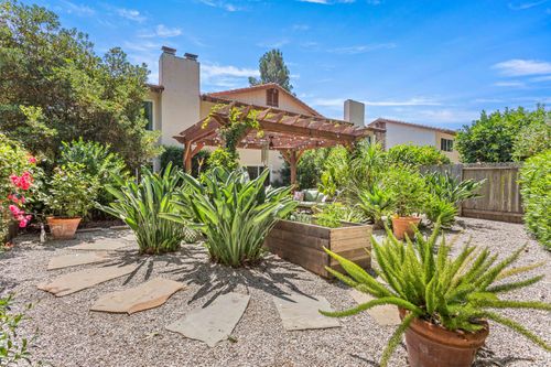 630 Calle De Los Amigos, SANTA BARBARA, CA, 93105-4455 | Card Image