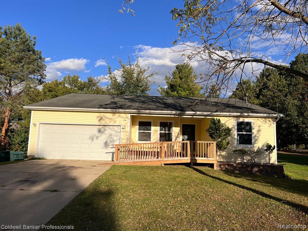 Lamb St, Perry, MI 48872