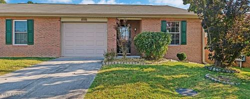 8049 Stablegate Way, Powell, TN, 37849-3097 | Card Image