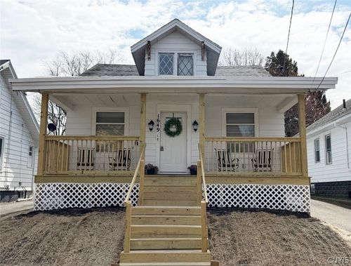 1649 Bennett St, Utica, NY, 13502-5323 | Card Image