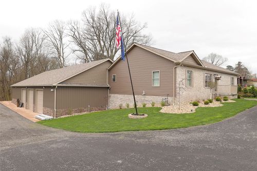 102 Victor Rd, Butler, PA, 16001-1818 | Card Image