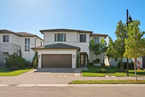 8118 Nw 46th Ter, Doral, FL, 33166-5881 | Card Image