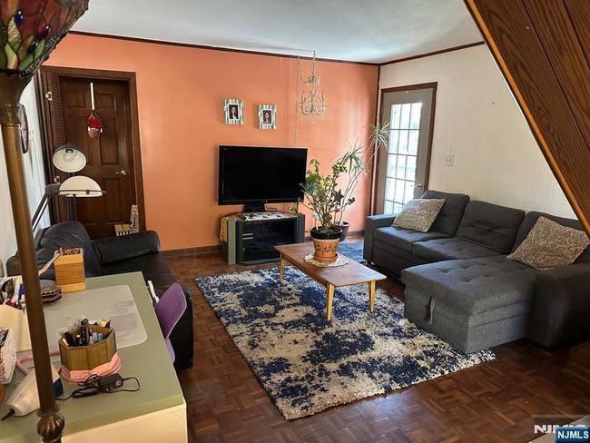 57A Fairview Ave, House other with 6 bedrooms, 2 bathrooms and null parking in Park Ridge NJ | Image 20