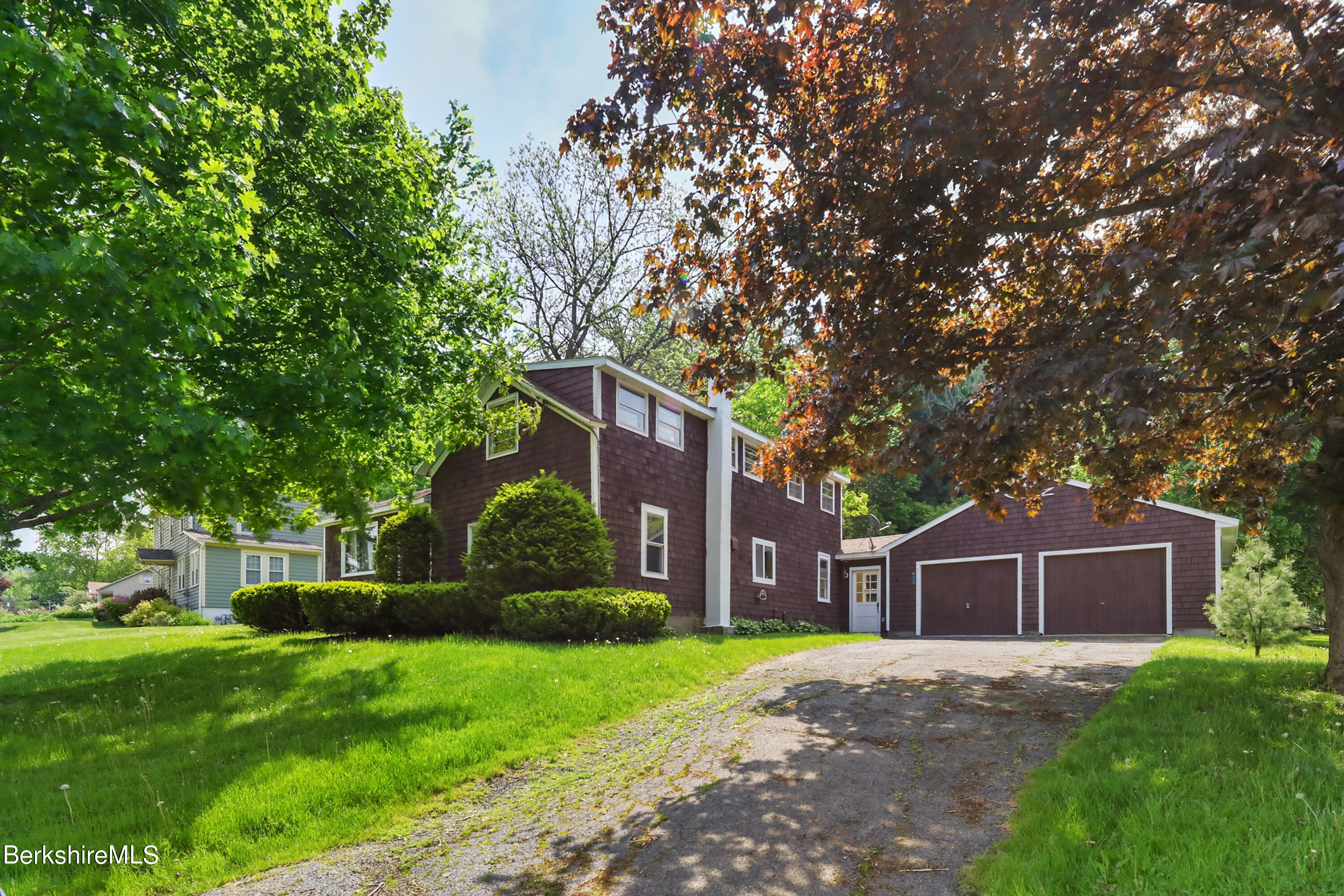 Wells Rd, Cheshire, MA 01225
