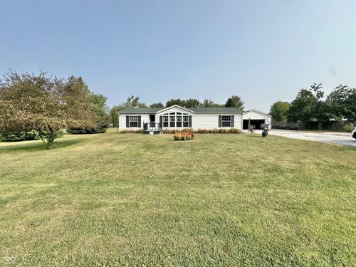 10676 W Hickory Ct, Quincy, IN, 47456-9491 | Card Image