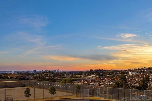 286 Ridgecrest Dr, San Diego, CA, 92114-7236 | Card Image