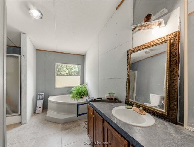 7465 River Oaks Dr, House other with 3 bedrooms, 2 bathrooms and null parking in Iola TX | Image 19