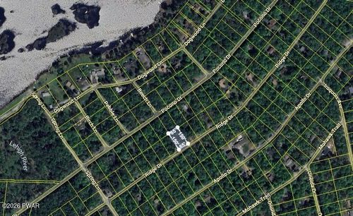 87 Ridge Dr, Gouldsboro, PA, 18424-9002 | Card Image