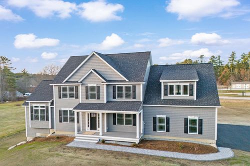 91 Raymond Rd, Auburn, NH, 03032-3338 | Card Image