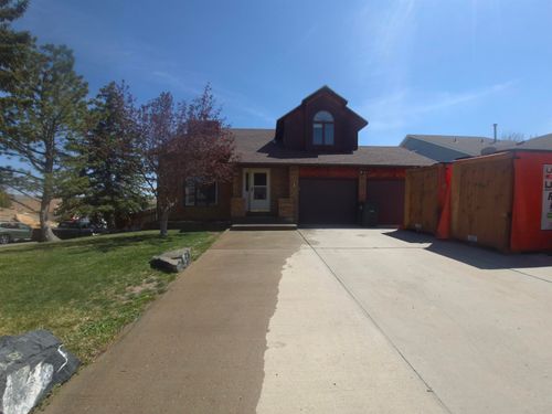 1717 Overland Dr, Rock Springs, WY, 82901-4206 | Card Image